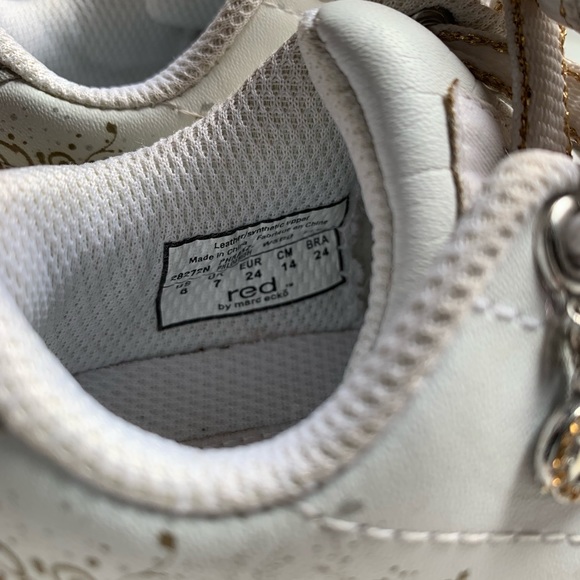 Red by Marc Ecko Shoes - Picture 5 of 7